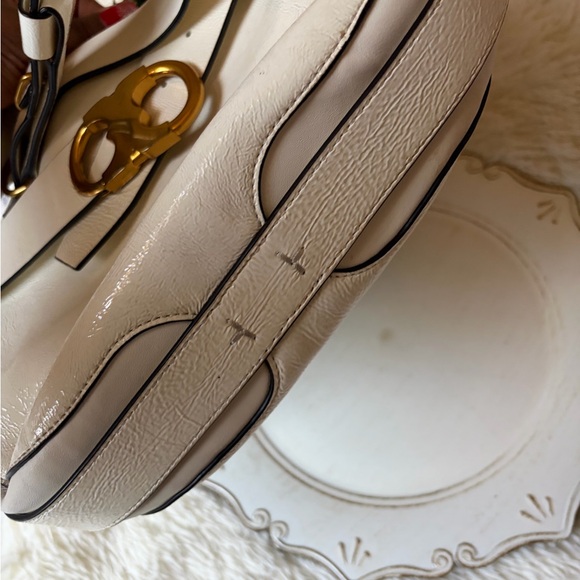 Tory Burch Gemini Link White Patent Leather Crossbody Shoulder Bag - Picture 7 of 10